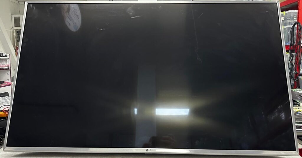 LG 49UJ651V televizyon görüntü yok ekran siyah mavi mor arızası